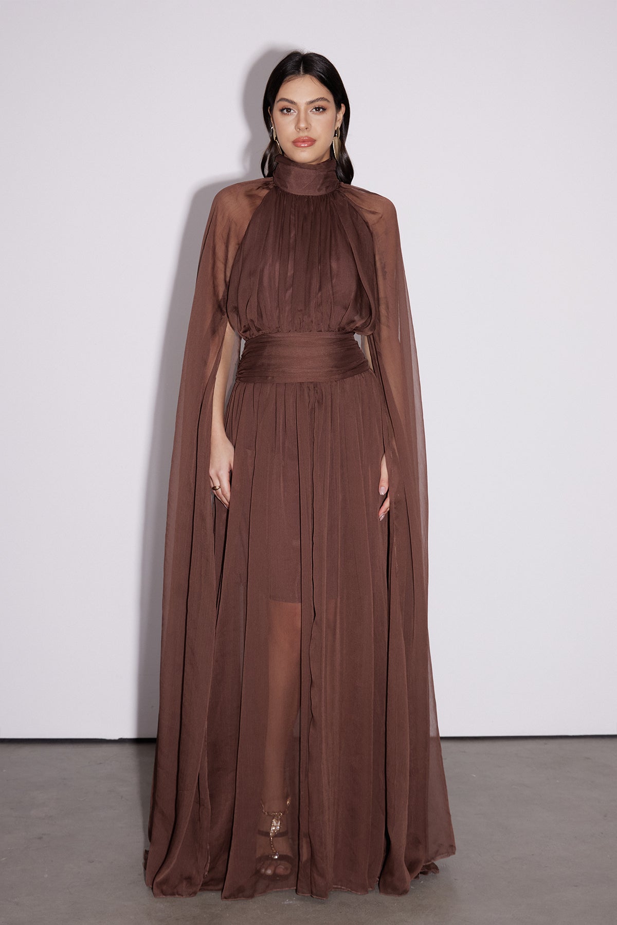 dylan maxi dress Backless Ruch Mesh – Wiwor melindafelten_gmail.com Material:50%Cotton+50%Lyocell neck Elastic waist Two Earthy sage green bridesmaid